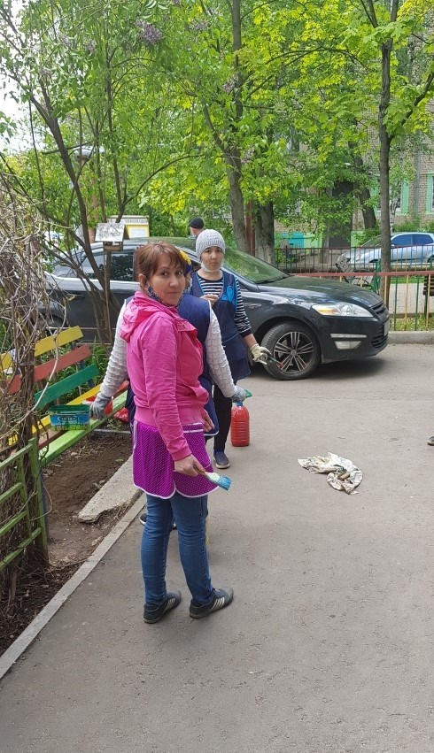Лобненские коммунисты продолжают работу