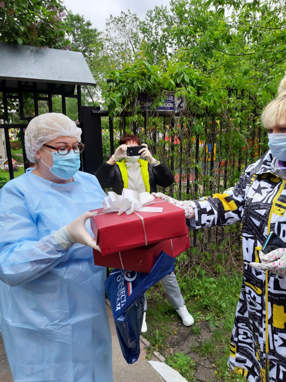В Орехово-Зуево поздравили детей с детским Днём