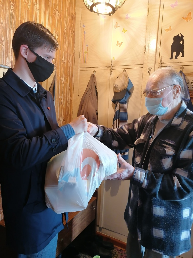 Дубненский ГК КПРФ помогает нуждающимся