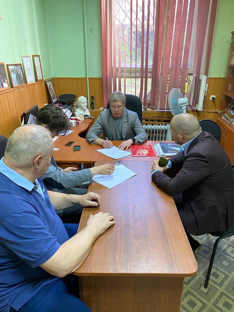 Русских А.Ю. провел прием граждан в Красногорском ГК