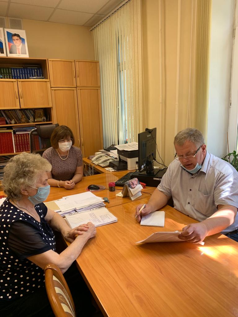 Депутат-коммунист Александр Наумов провёл приём граждан в городе Раменском