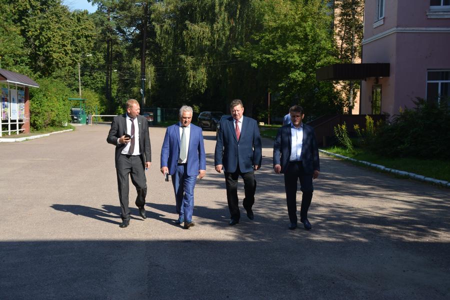 В.И. Кашин с рабочим визитом посетил филиал ВГБНУ «ВНИРО» по пресноводному рыбному хозяйству