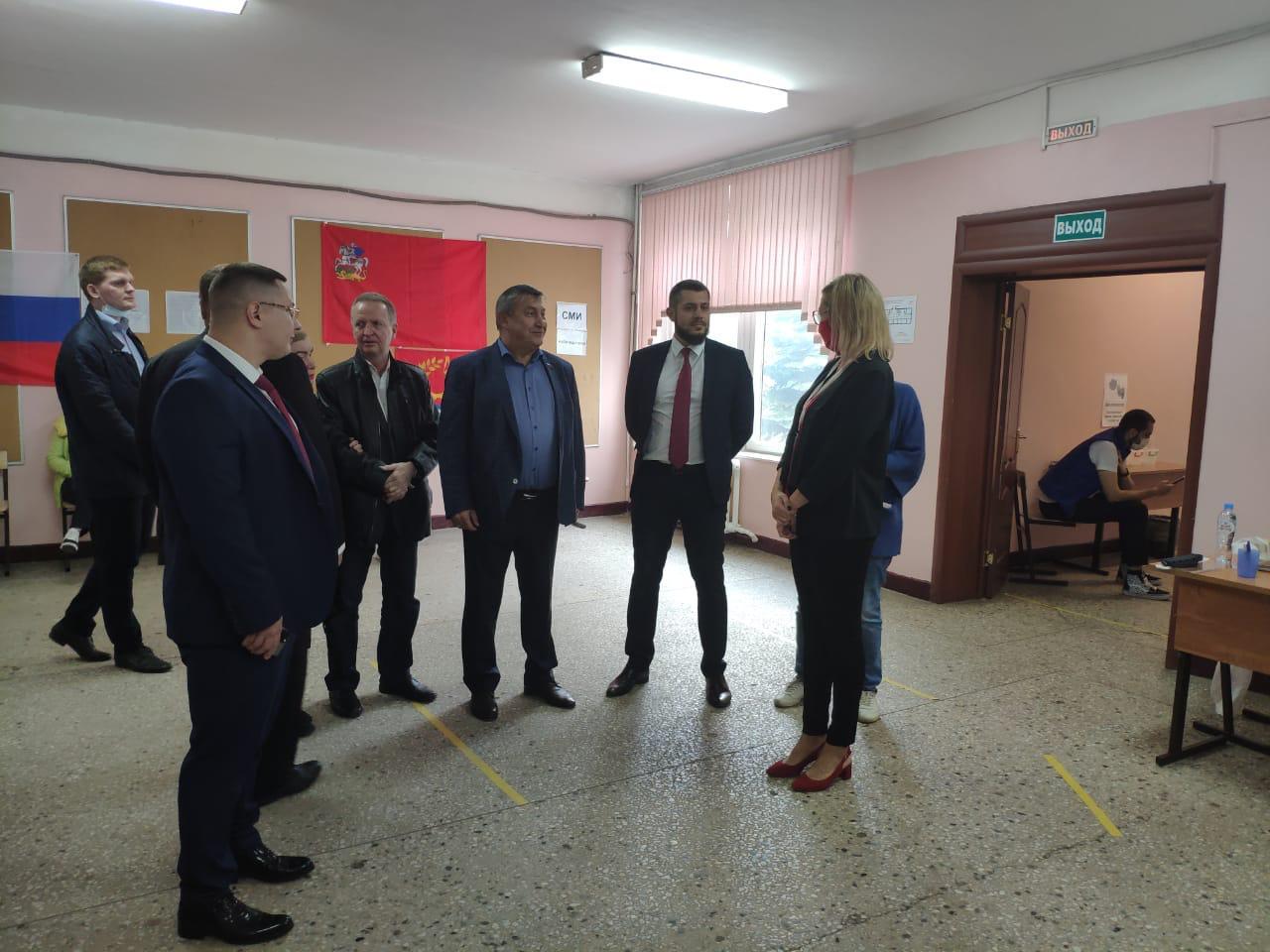 Второй секретарь МК КПРФ Константин Черемисов проконтролировал ход выборов в Балашихе