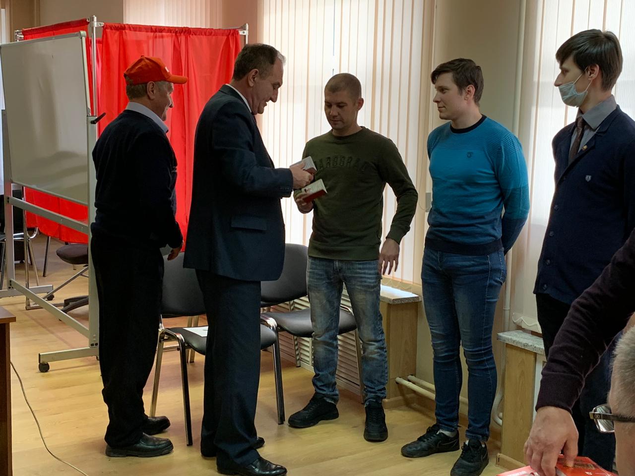 Г.А. Зюганов: Сплотиться во имя нашей страны, во имя интересов трудового народа!