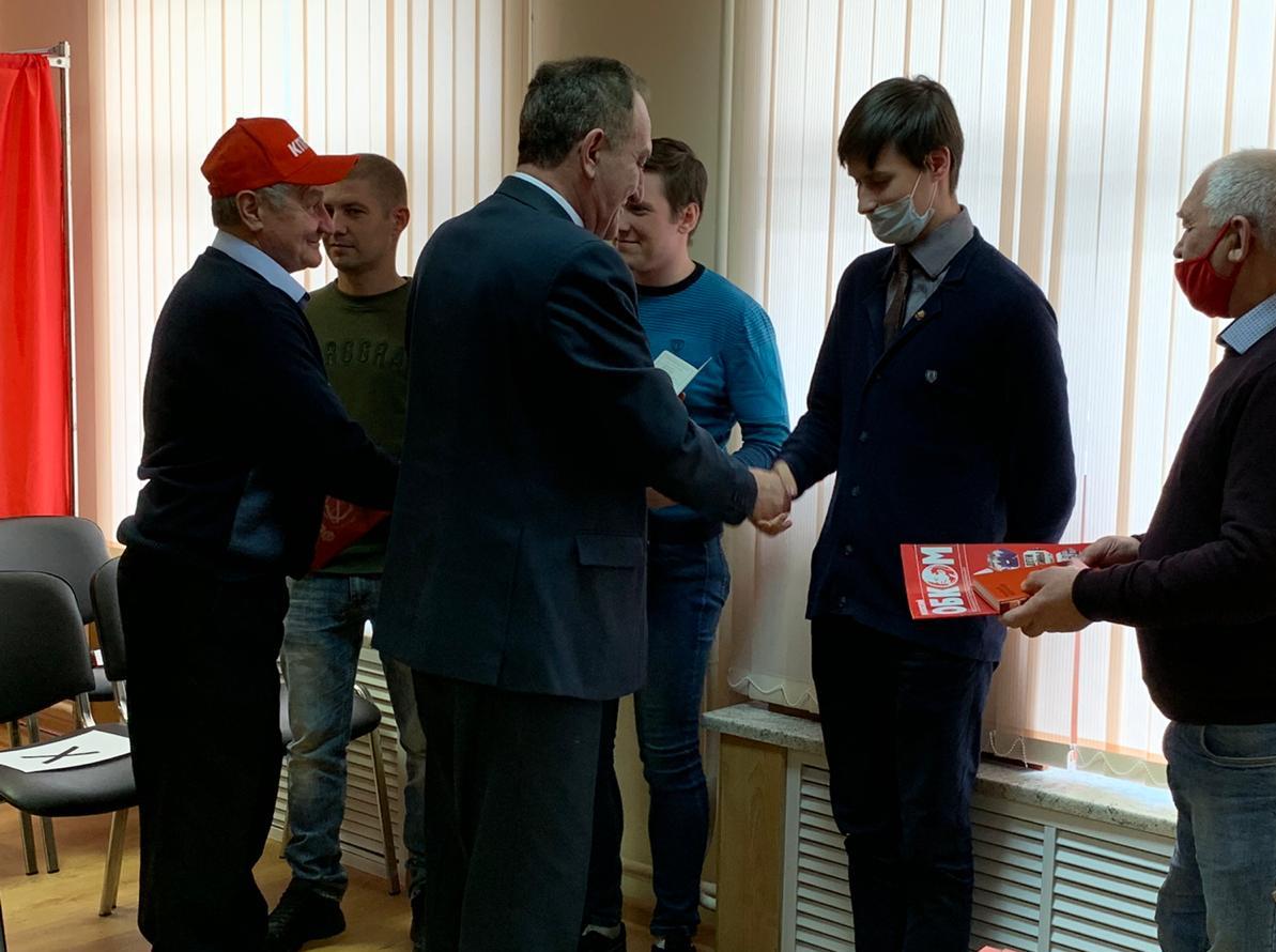 Г.А. Зюганов: Сплотиться во имя нашей страны, во имя интересов трудового народа!