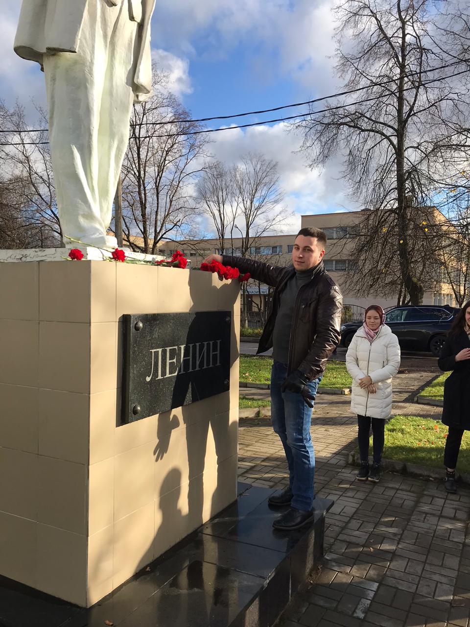 Клинские коммунисты отметили день Великого Октября