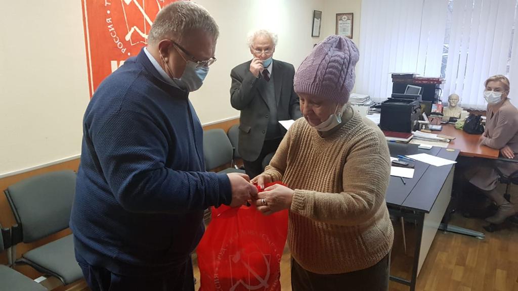 Депутат-коммунист Александр Наумов провёл приём граждан в Ленинском г.о.