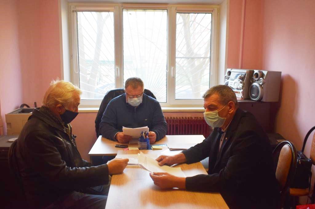Депутат-коммунист Александр Наумов провел прием граждан в городах Чехов и Домодедово