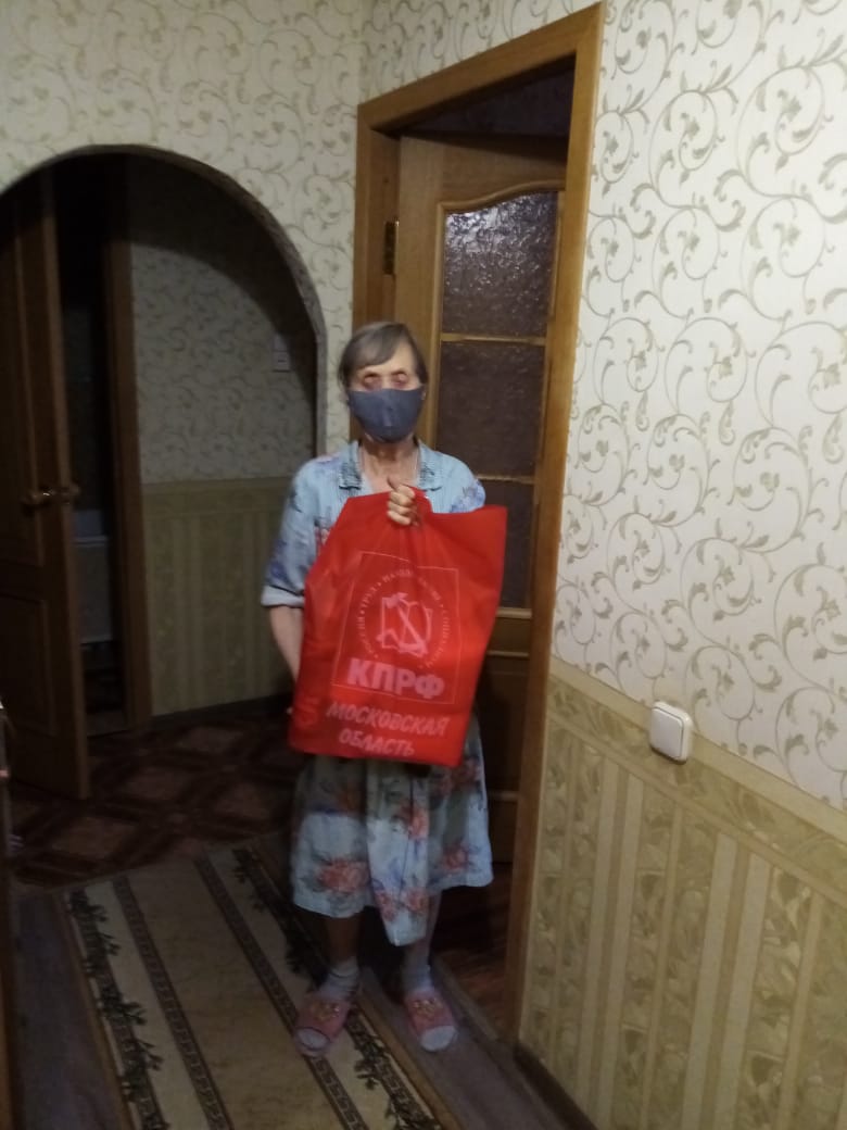 Коломенские коммунисты оказывают помощь