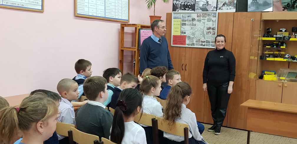 Не дадим изменить историю!