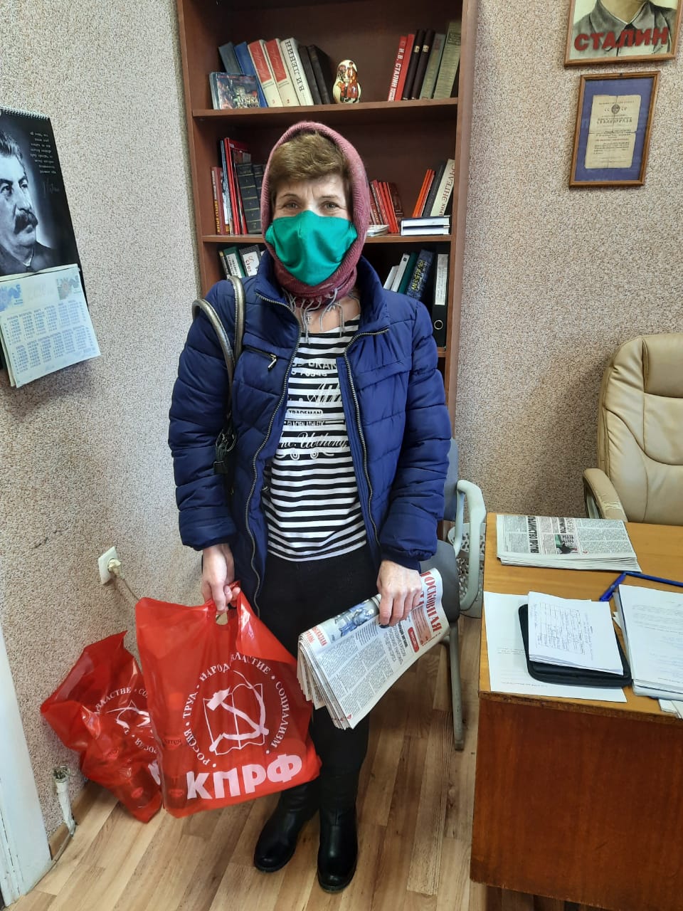 Коммунисты Сергиева Посада раздают гуманитарную помощь