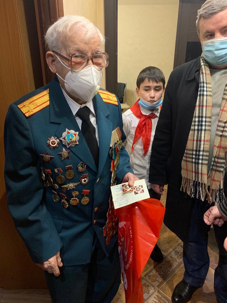 Старейший коммунист г. Королёва Н.Н. Багаев отметил своё 102-летие