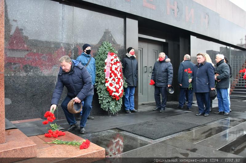 Учиться у Сталина!