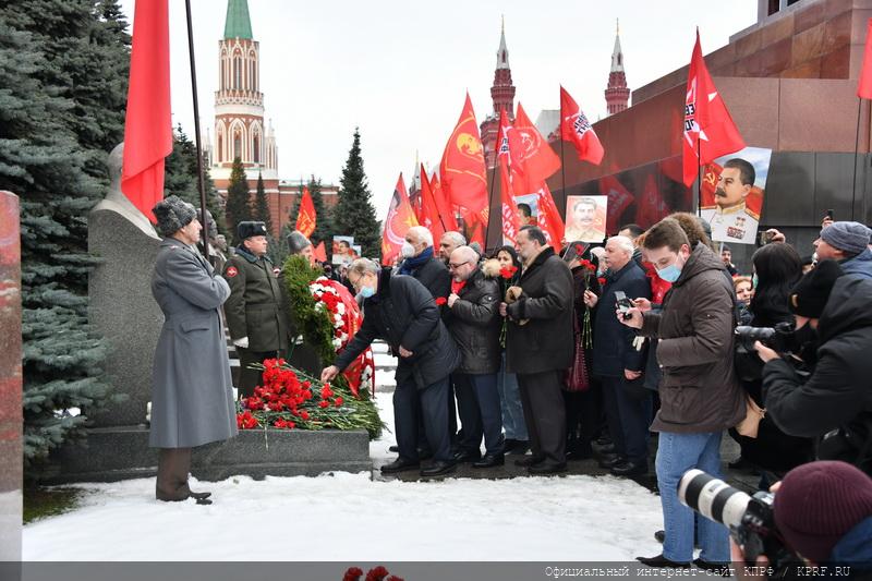 Учиться у Сталина!
