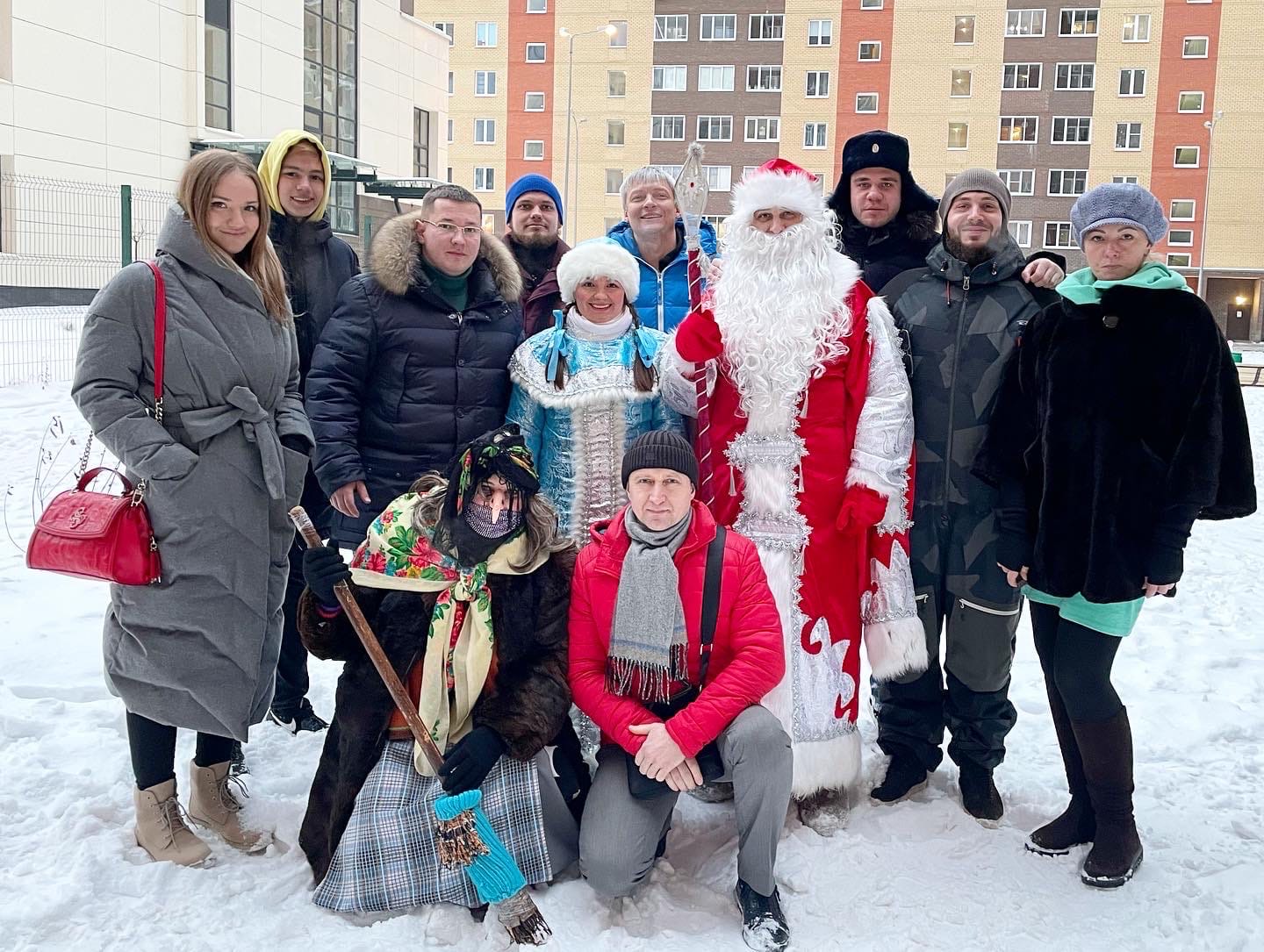 В Балашихе настоящая новогодняя сказка с красными оттенками!