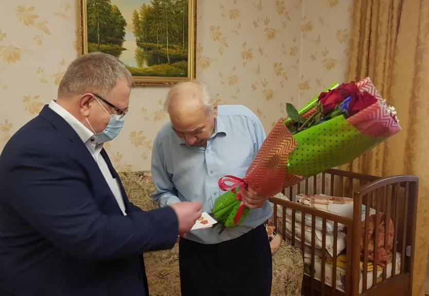 Александр Наумов провел завершающие приемы граждан в 2020 году