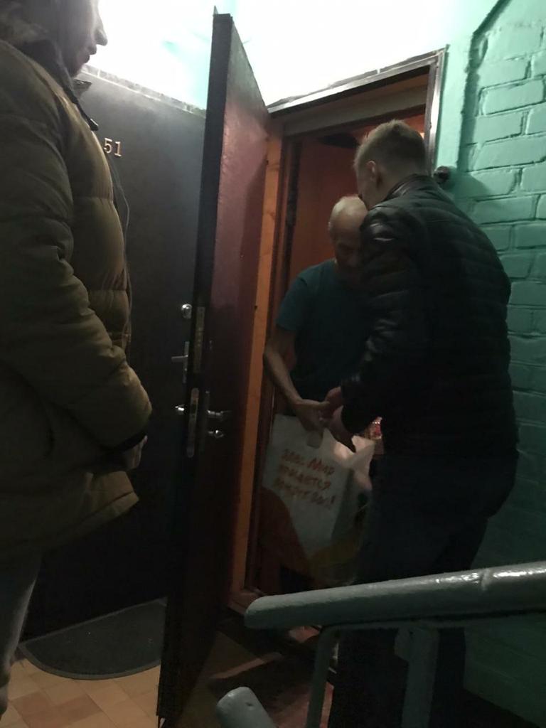 Королёвские коммунисты поздравили жителей с Наступающим Новым годом