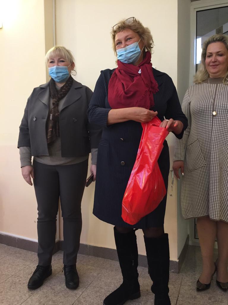 Активисты Королёвского отделения «Дети войны» поздравили врачей с Рождеством