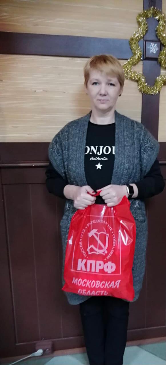 Клинские коммунисты продолжают помогать людям