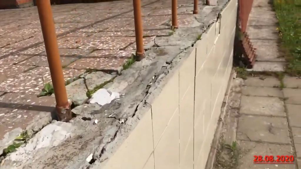 Аварийная школа в поселке Верея (продолжение)
