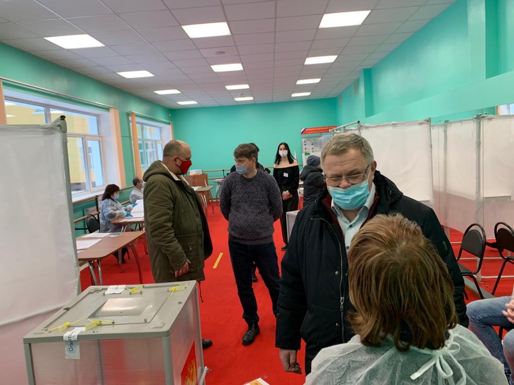 Секретарь МК КПРФ Александр Наумов посетил избирательные участки в Коломне