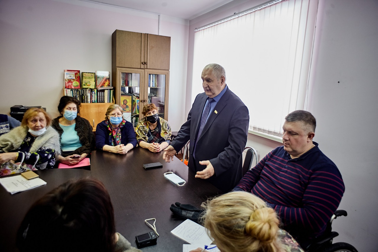 Члены «Общества инвалидов» не остались без внимания коммунистов!