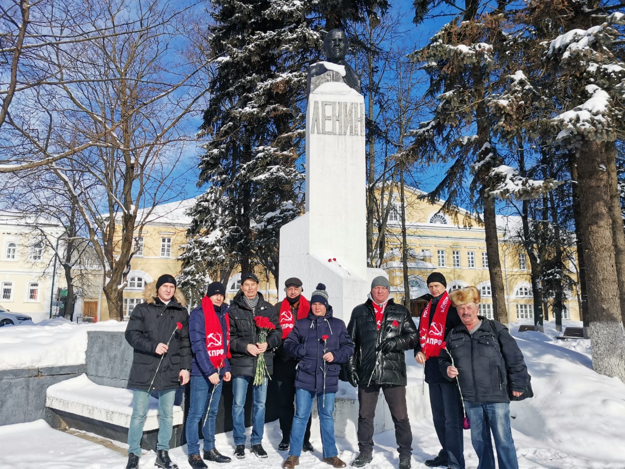 Сергиево-Посадские коммунисты почтили память погибших