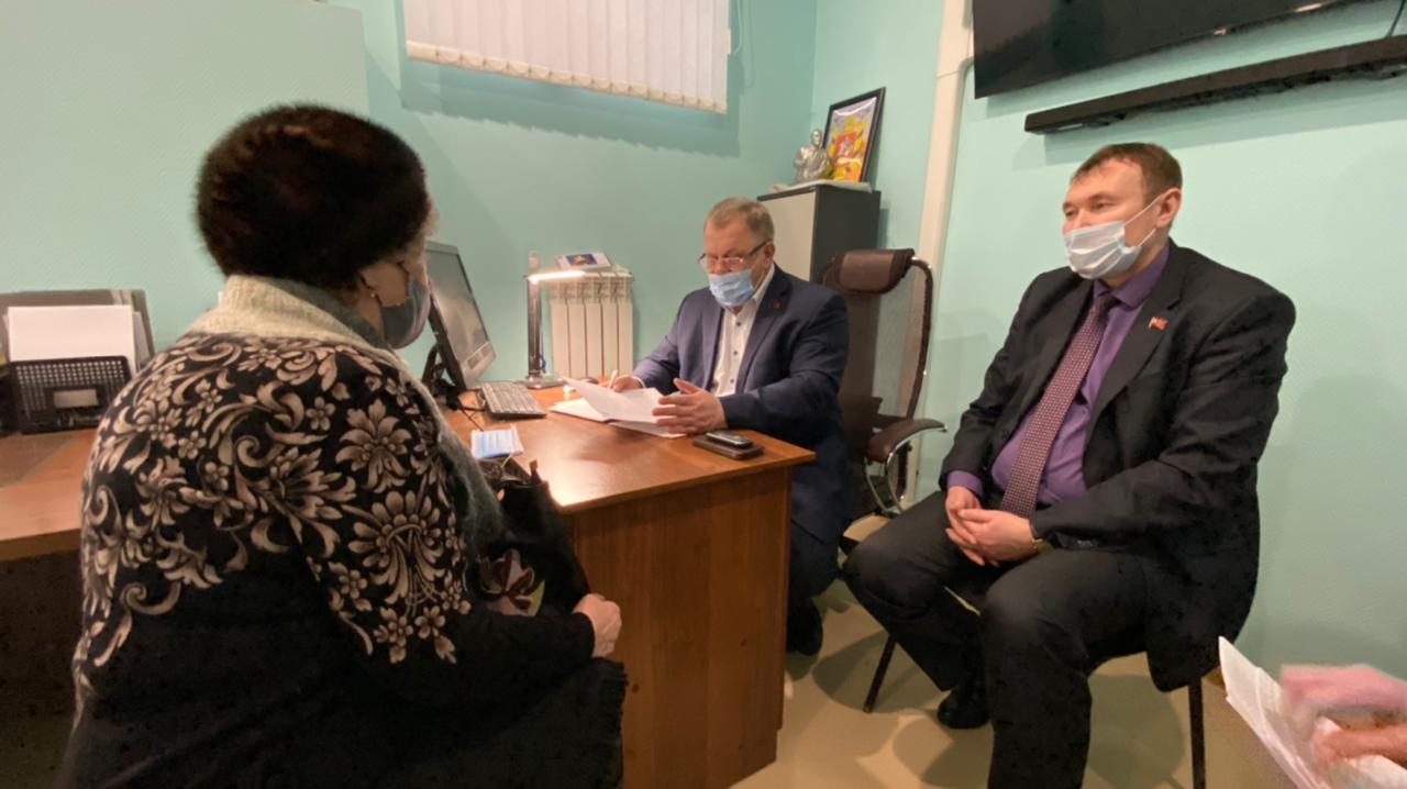 Депутат-коммунист Александр Наумов посетил с рабочим визитом город Озёры
