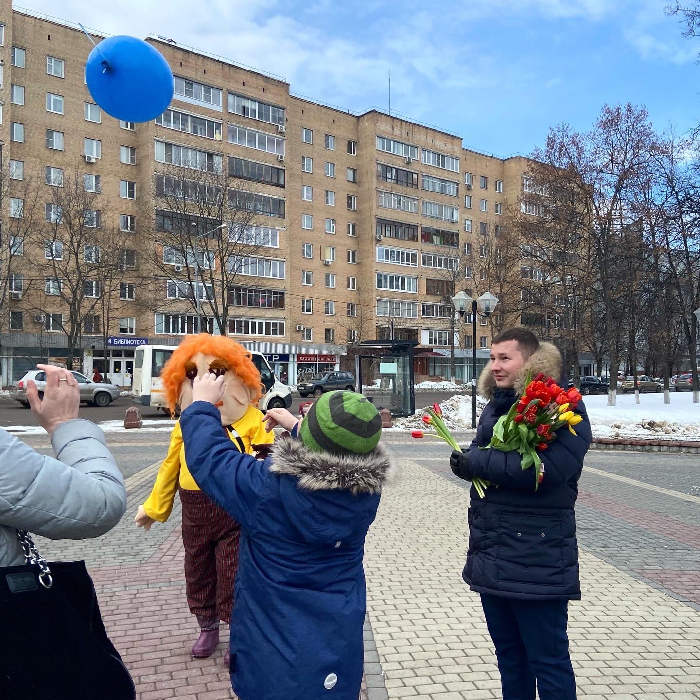 Весенний букет поздравлений от Балашихинских коммунистов