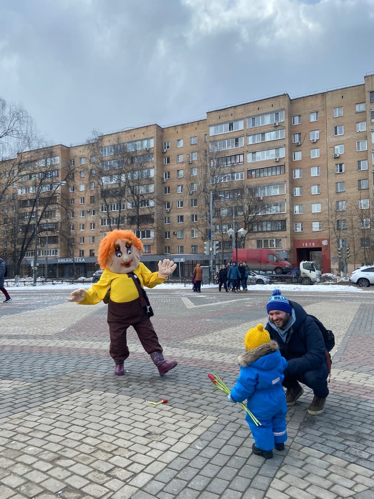 Весенний букет поздравлений от Балашихинских коммунистов