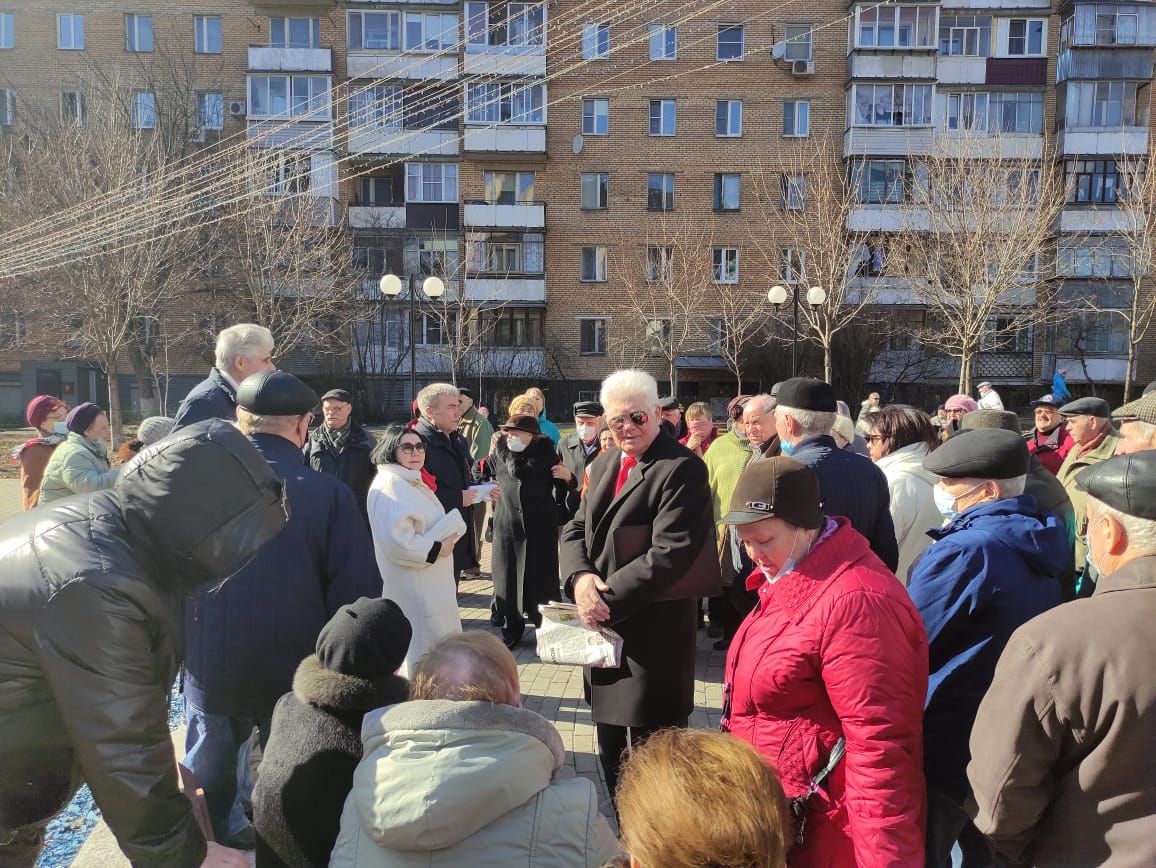 Депутаты коммунисты встречаются с люберчанами