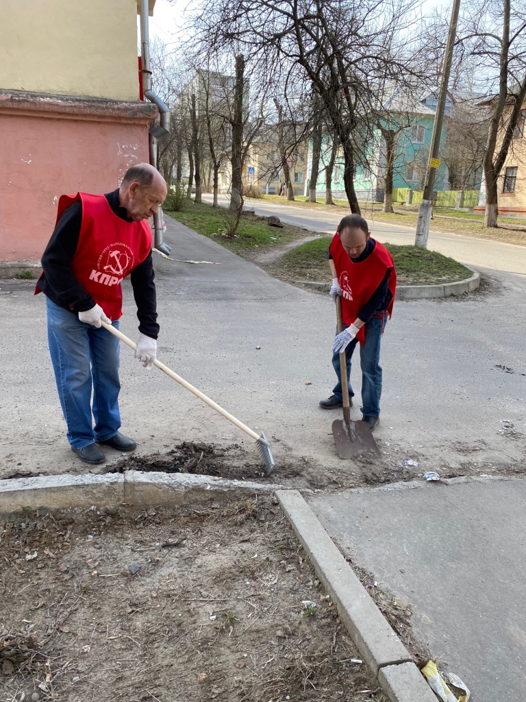 Ленинский апрель: коммунисты Коломна провели традиционный субботник