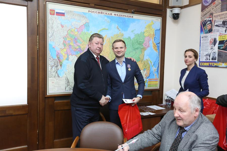 Идти вперёд, сохраняя великие традиции!