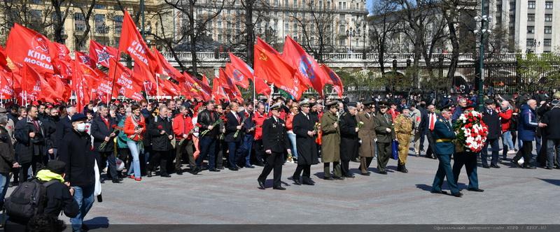 Г.А. Зюганов: Солидарность трудящихся сильнее всех танков, полицейских, сыщиков и предателей в мире!