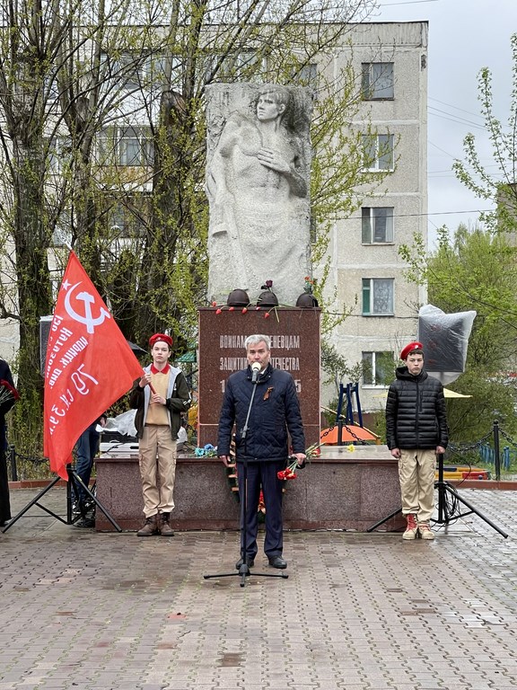 Коммунисты люберецкого отделения празднуют день Победы!