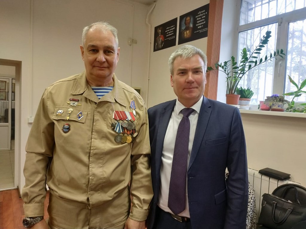 Коммунисты люберецкого отделения празднуют день Победы!