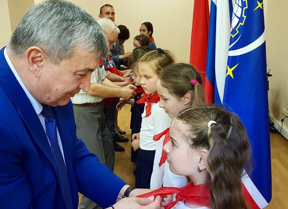 Пионер всегда в строю!