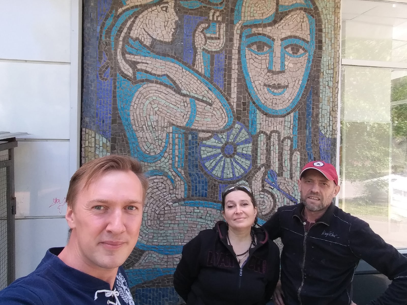 В Королёве коммунисты реставрируют советские мозаики!
