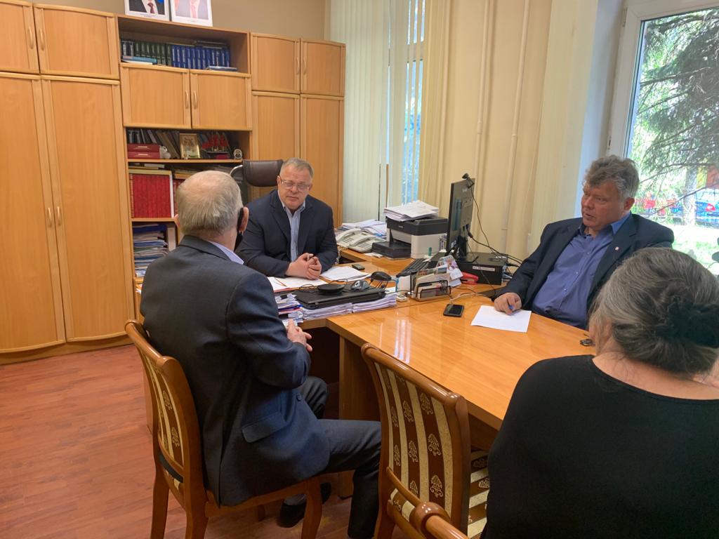Депутаты-коммунисты Александр Наумов и Олег Емельянов провели приём граждан в Раменском