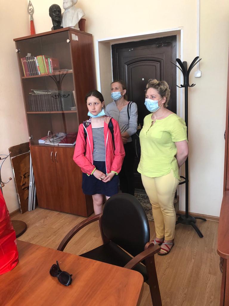 Многодетные семьи Талдоме получили подарки от КПРФ