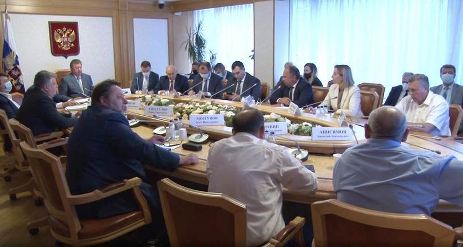 В.И. Кашин провел расширенное заседание по вопросу стабилизации цен на минеральные удобрения