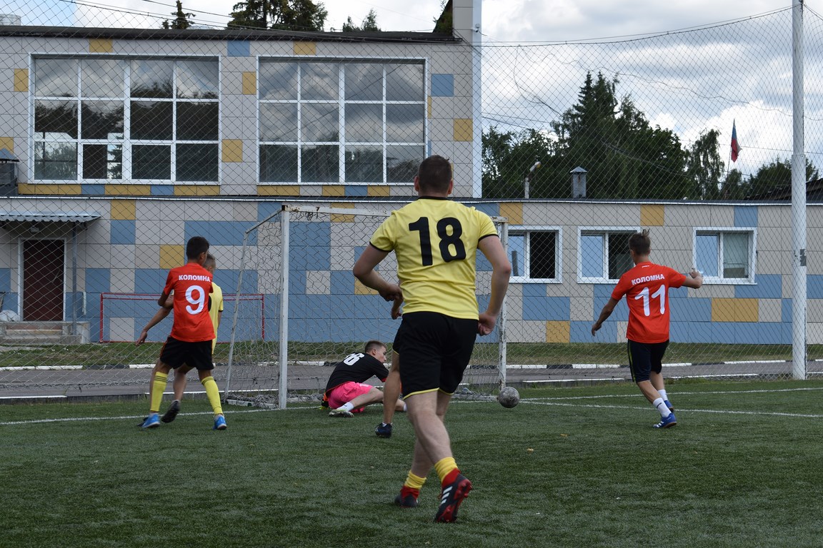 В Коломне разыграли «Кубок Стрельцова» по футболу
