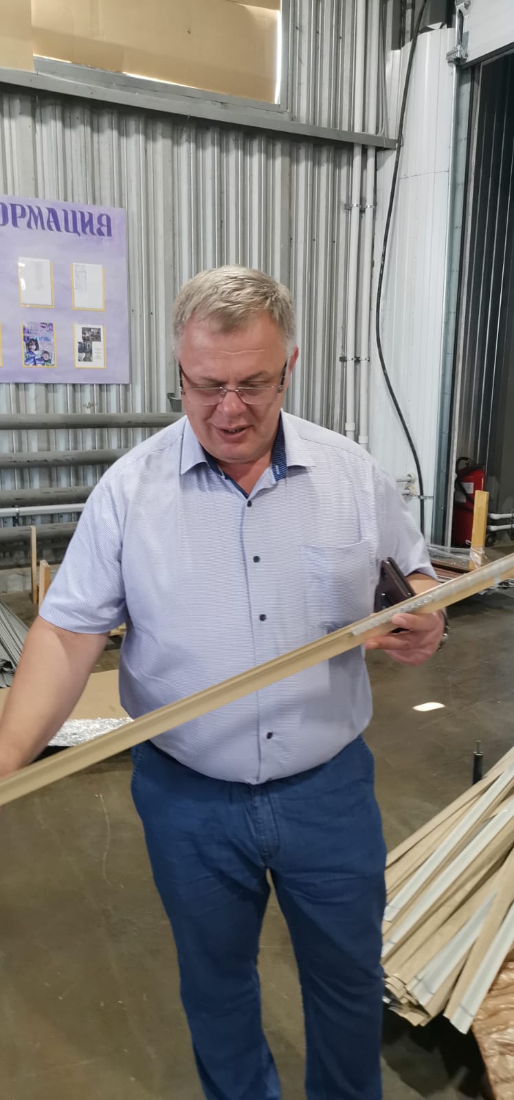 Встреча депутата-коммуниста Александра Наумова с каширскими рабочими
