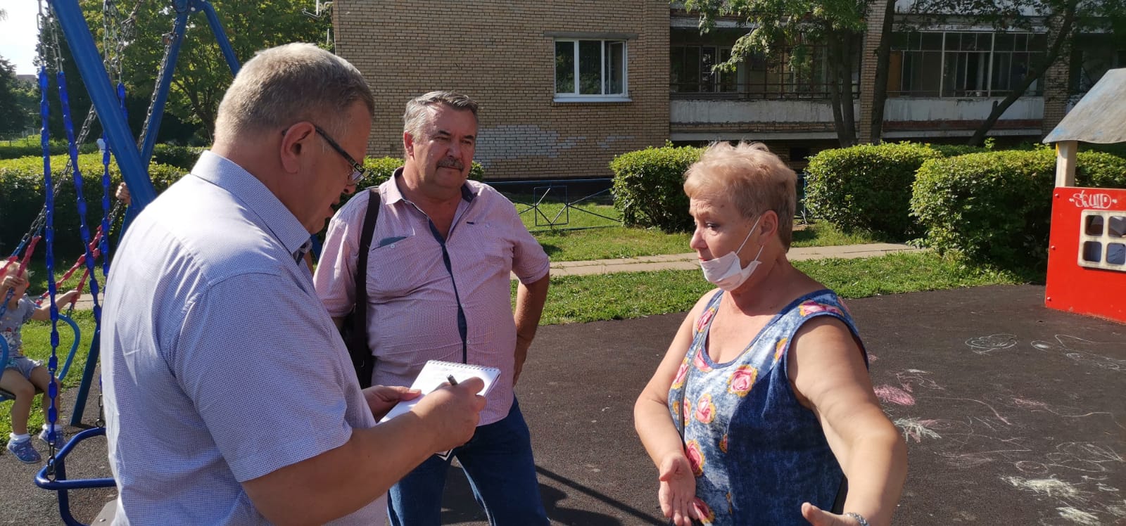 Депутат-коммунист Александр Наумов провел встречи с жителями города Ступино