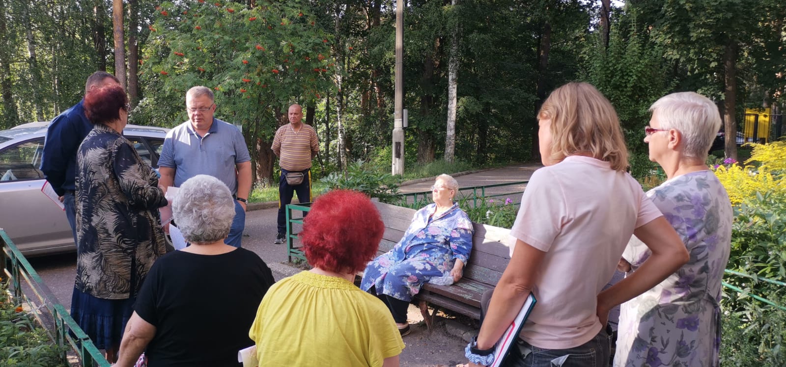 Жители Тарбушево просят о помощи депутата-коммуниста Александра Наумова