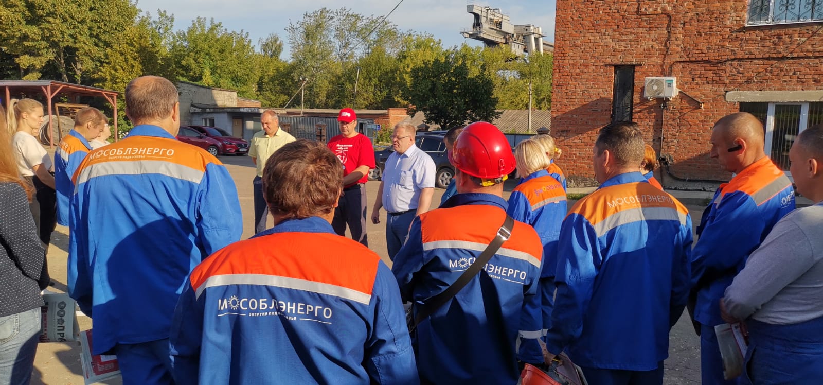 Встреча депутата-коммуниста Александра Наумова с работниками Мособлэнерго в Кашире