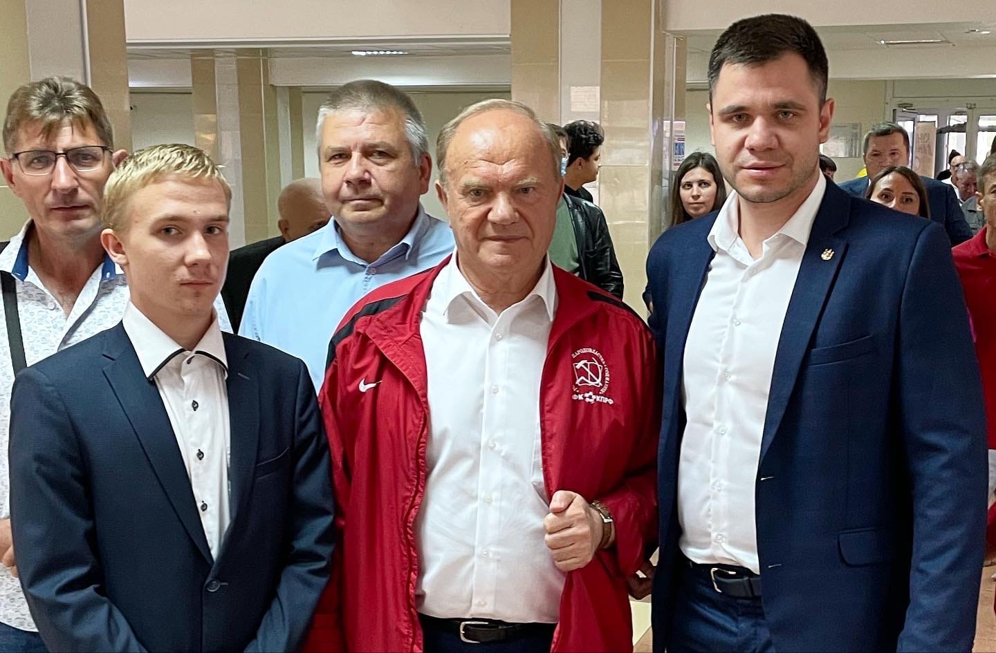 Делегация Балашихинских коммунистов на встрече с Г.А. Зюгановым