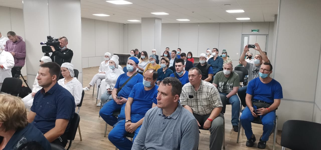 Делегация коммунистов, во главе с лидером КПРФ Г.А. Зюгановым, посетила Коломенский хлебокомбинат
