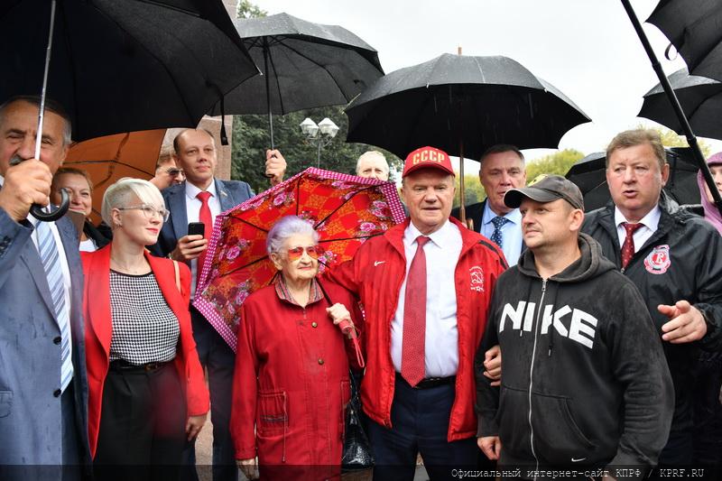 Итоговый репортаж о рабочей поездке Г.А. Зюганова в подмосковный город Подольск