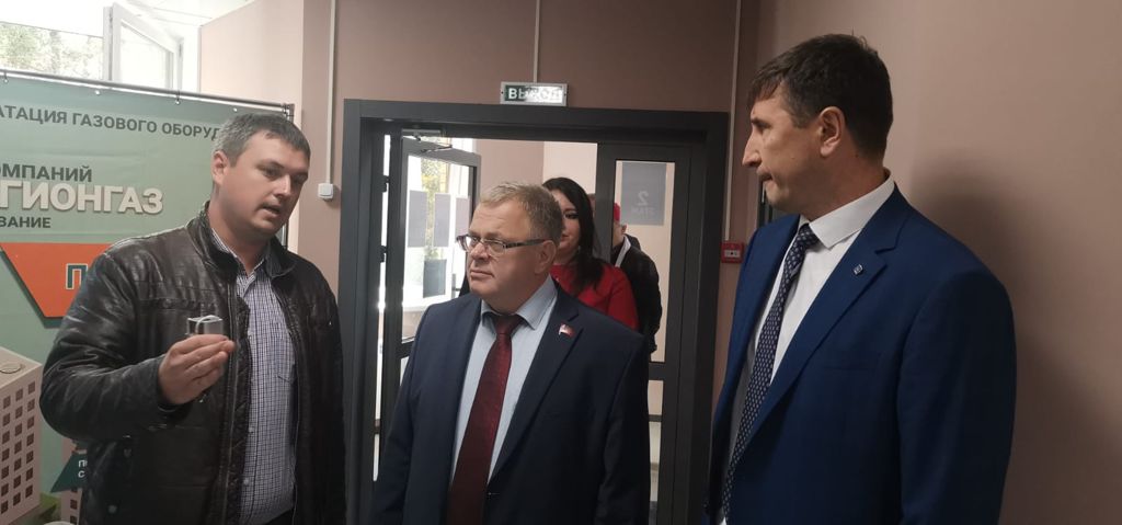 Депутат-коммунист Александр Наумов поздравил работников «Серпрегионгаза» с профессиональным праздником